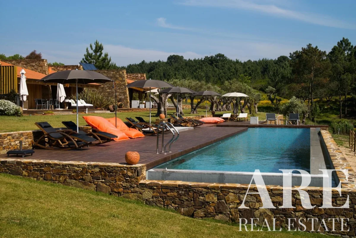 Farmhouse for sale in São Teotónio, Odemira, Beja • ARE40519