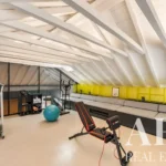 Villa 4-bedroom for sale in 24 de Julho, Lisbon &bull; ARE40373 - gallery image