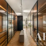 Villa 4-bedroom for sale in 24 de Julho, Lisbon &bull; ARE40373 - gallery image