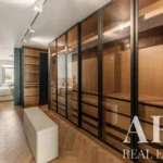 Villa 4-bedroom for sale in 24 de Julho, Lisbon &bull; ARE40373 - gallery image