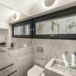 Villa 4-bedroom for sale in 24 de Julho, Lisbon &bull; ARE40373 - gallery image