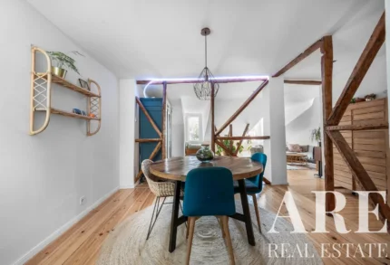 Apartment 2-bedroom for sale in São Bento, Lisbon &bull; ARE40293