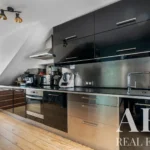 Duplex Apartment 2-bedroom for sale in São Bento, Lisbon • ARE40293 - gallery image