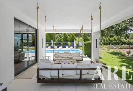 Villa 6-bedroom for sale in Quinta do Peru, Sesimbra, Setubal &bull; ARE40764