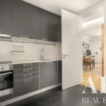 Apartment 2-bedroom for sale in Príncipe Real, Lisbon &bull; ARE40390 - gallery image