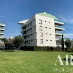 Apartment 2-bedroom for sale in Gandarinha, Cascais, Greater Lisbon &bull; ARE40620 - gallery image