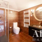 Villa 5-bedroom for sale in Aroeira, Almada, Setubal &bull; ARE40871 - gallery image