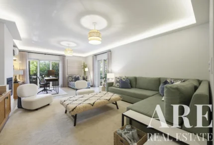 Apartment 3-bedroom for sale in Alto da Pampilheira, Cascais, Greater Lisbon &bull; ARE39930