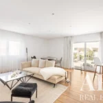 Apartment 2-bedroom for sale in Cascais, Greater Lisbon &bull; ARE40996 - gallery image