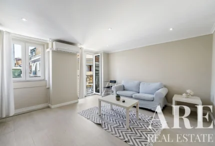 Apartment 1-bedroom for sale in Santos, Lisbon &bull; ARE40832