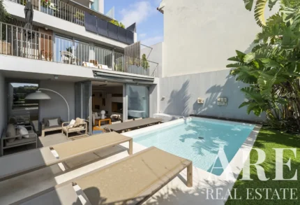 Apartment 3-bedroom for sale in Campo Mártires da Pátria, Lisbon &bull; ARE40882