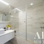 Apartment 3-bedroom for sale in Campo Mártires da Pátria, Lisbon &bull; ARE40882 - gallery image