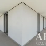 Apartment 4-bedroom for sale in Miraflores, Oeiras, Greater Lisbon &bull; ARE40987 - gallery image
