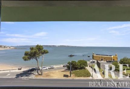 Apartment 3-bedroom for sale in Paço de Arcos, Oeiras, Greater Lisbon &bull; ARE40983