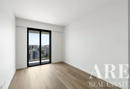 Apartment 3-bedroom for sale in Miraflores, Oeiras, Greater Lisbon &bull; ARE40986