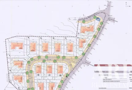 Land for sale in Mucifal, Sintra, Greater Lisbon &bull; ARE41033
