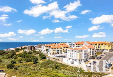 Apartment 3-bedroom for sale in Ericeira, Mafra, Greater Lisbon &bull; ARE41099