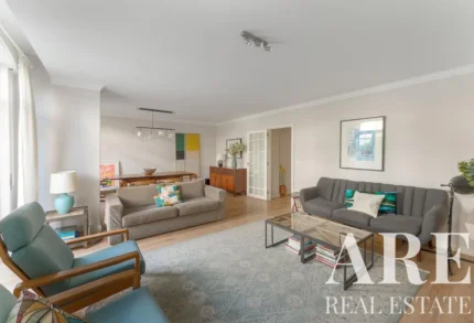 Apartment 3-bedroom for sale in Gulbenkian, Lisbon &bull; ARE40656