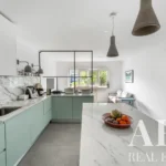 Apartment 3-bedroom for sale in Gulbenkian, Lisbon &bull; ARE40656 - gallery image