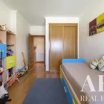 Apartment 3-bedroom for sale in Alto dos Moinhos, Lisbon &bull; ARE40899 - gallery image