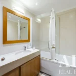 Apartment 3-bedroom for sale in Alto dos Moinhos, Lisbon &bull; ARE40899 - gallery image