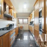 Apartment 3-bedroom for sale in Alto dos Moinhos, Lisbon &bull; ARE40899 - gallery image