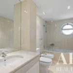 Apartment 3-bedroom for sale in Casas da Giribita, Paço de Arcos, Oeiras, Greater Lisbon &bull; ARE40983 - gallery image