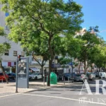 Apartment 3-bedroom for sale in Avenidas Novas, Lisbon &bull; ARE38050 - gallery image