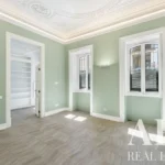 Duplex Apartment 3-bedroom for sale in Estrela, Lisbon &bull; ARE40989 - gallery image
