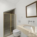 Duplex Apartment 3-bedroom for sale in Estrela, Lisbon &bull; ARE40989 - gallery image