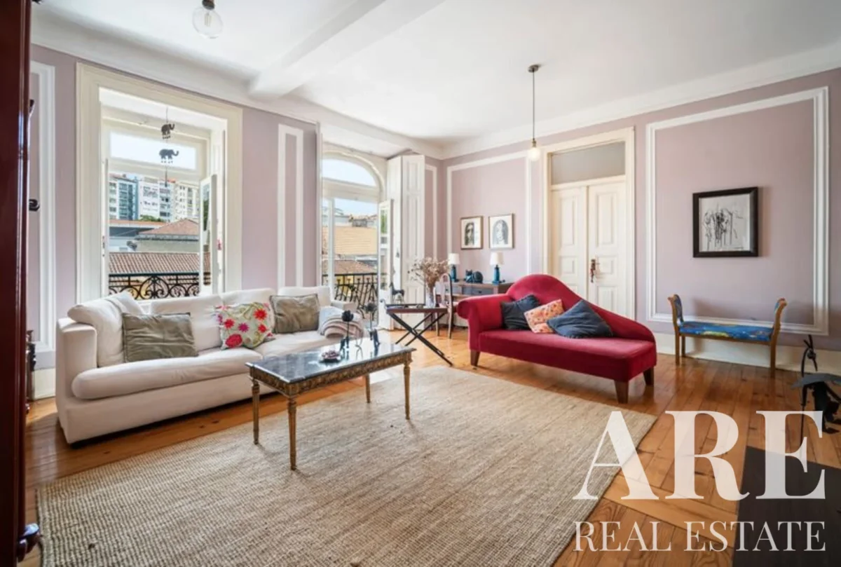 Apartment 6-bedroom for sale in Avenida da Liberdade, Lisbon &bull; ARE41015