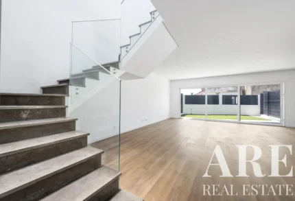 Villa 3-bedroom for sale in Bicesse, Cascais, Greater Lisbon &bull; ARE41026