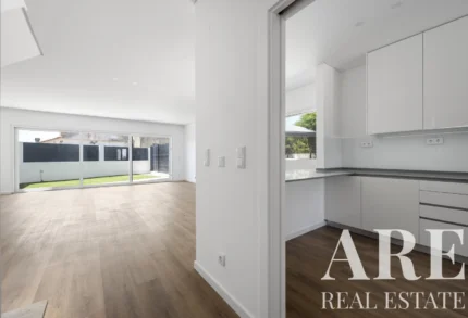 Villa 3-bedroom for sale in Bicesse, Cascais, Greater Lisbon &bull; ARE41027