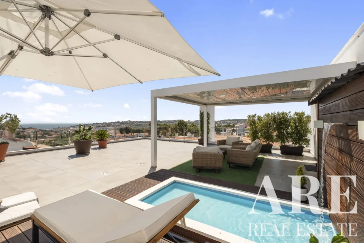 Penthouse Apartment 3-bedroom for sale in Linda-a-Pastora Queijas, Oeiras, Greater Lisbon &bull; ARE41077