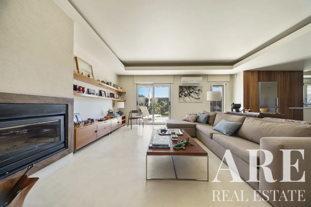 Villa 3-bedroom for sale in Alvide, Cascais, Greater Lisbon • ARE41088