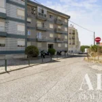 Apartment 3-bedroom for sale in Vialonga, Vila Franca de Xira, Greater Lisbon &bull; ARE-41090 - gallery image