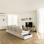 Villa 4-bedroom for sale in Alcobaça, Leiria &bull; ARE-41123 - gallery image