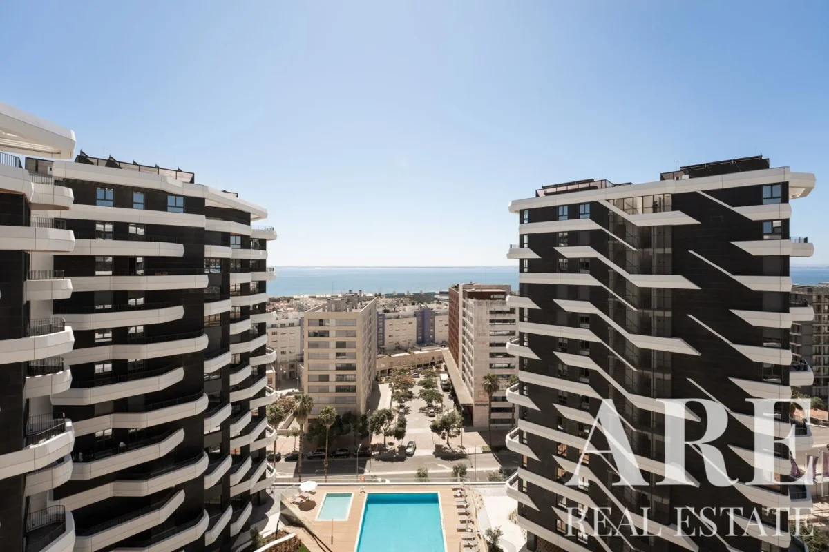 Apartment 3-bedroom for sale in Parque das Nações, Lisbon &bull; ARE-41159