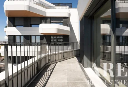 Apartment 3-bedroom for sale in Parque das Nações, Lisbon &bull; ARE-41159