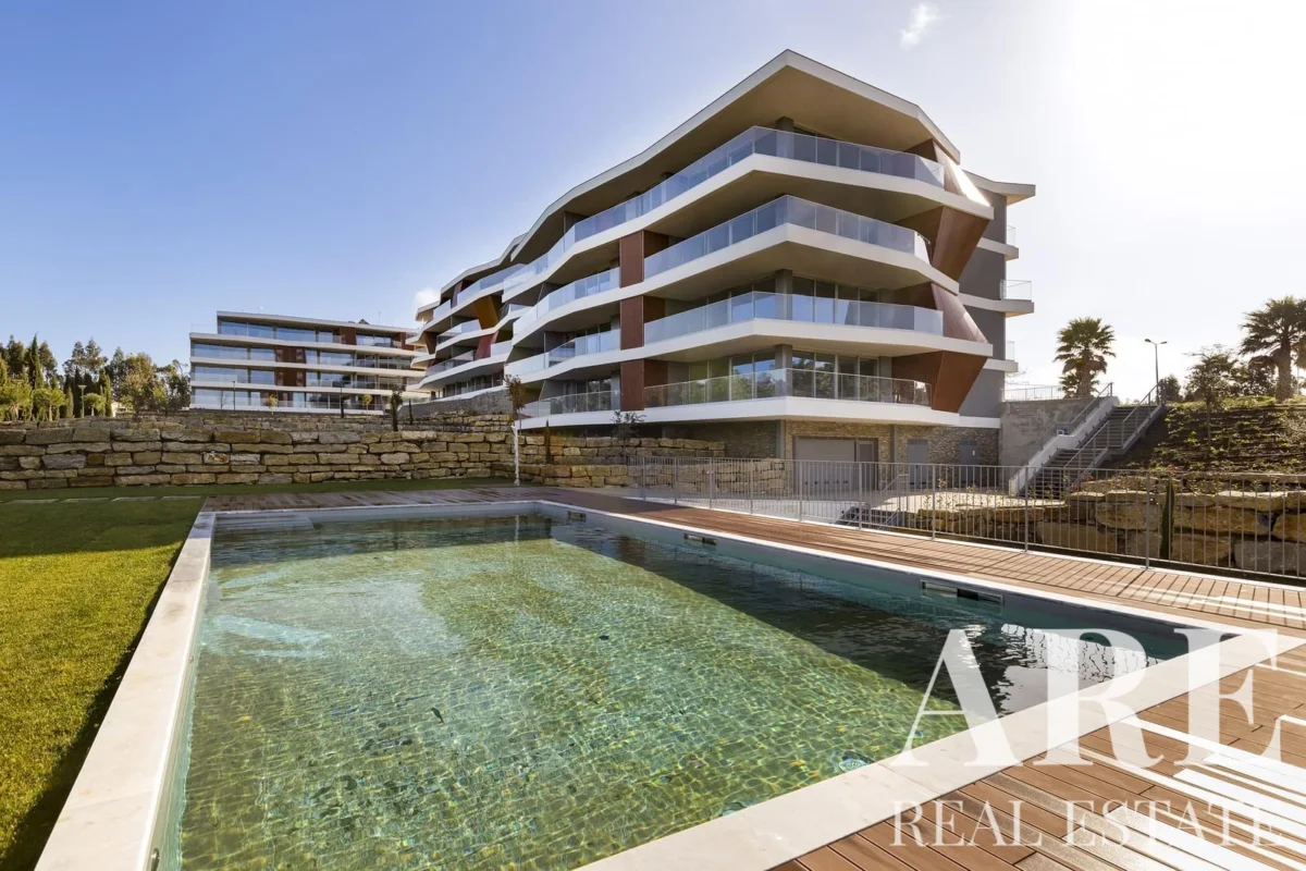 Apartment 5-bedroom for sale in Belas Clube de Campo, Sintra, Greater Lisbon • ARE-41172