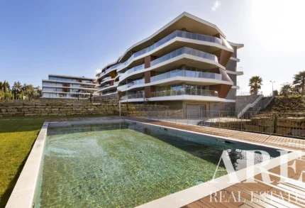 Apartment 5-bedroom for sale in Belas Clube de Campo, Sintra, Greater Lisbon &bull; ARE-41172