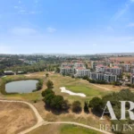 Apartment 4-bedroom for sale in Quinta dos Alcoutins, Lisbon &bull; ARE-41279 - gallery image