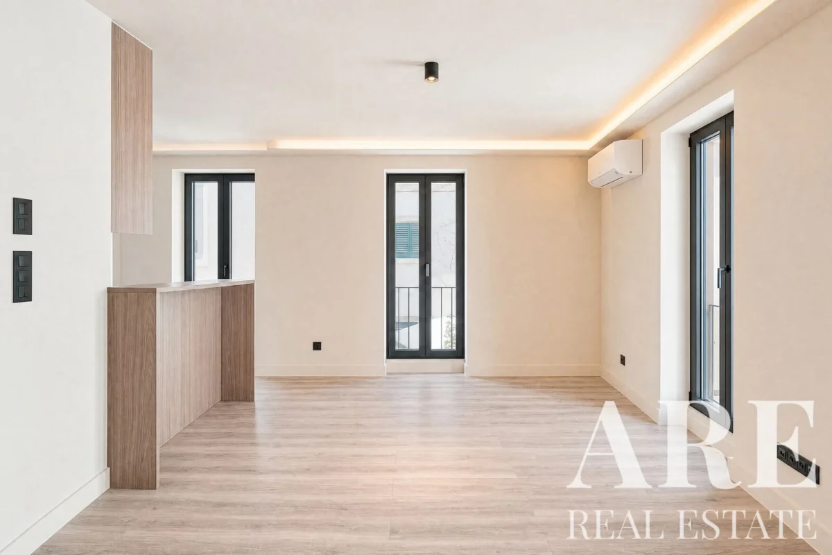 Apartment 2-bedroom for sale in Centro Histórico Cascais, Cascais, Greater Lisbon &bull; ARE-41220