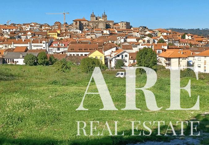Plot for sale in Viseu