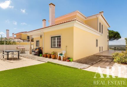 Villa 4-bedroom for sale in Cadaval, Lisbon