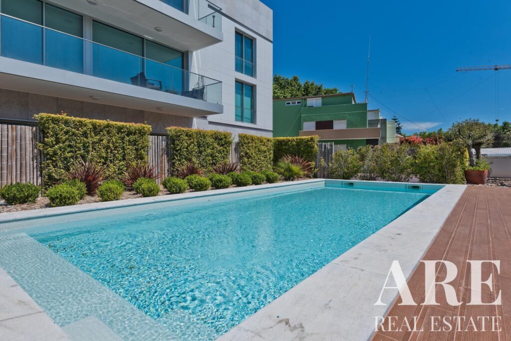 Apartment 3-bedroom for sale in Cascais, Lisbon