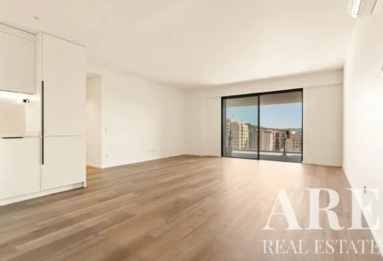 Apartment 3-bedroom for sale in Miraflores, Oeiras, Greater Lisbon &bull; ARE-41348