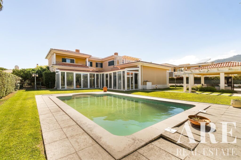 Villa 5-bedroom for sale in Quinta da Beloura, Sintra, Lisbon