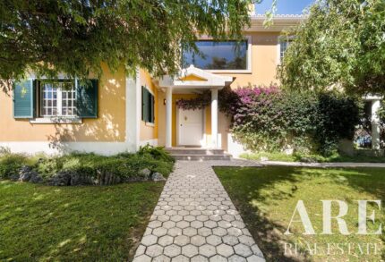 Villa 5-bedroom for sale in Quinta da Beloura, Sintra, Lisbon