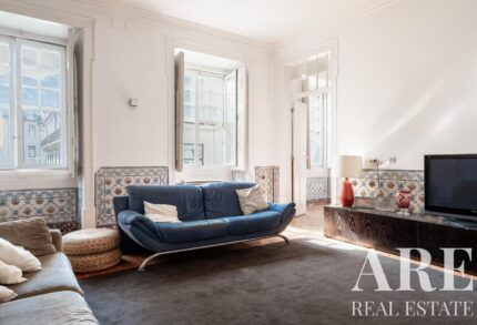 Apartment 3-bedroom for sale in Lisbon